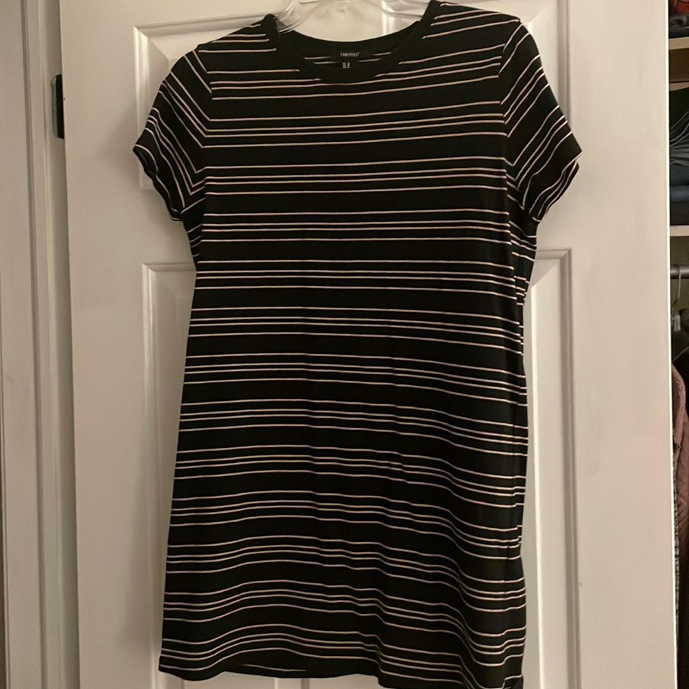 Striped black and off-white mini t-shirt dress